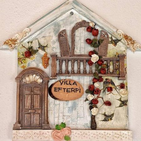 Traditional Villa Efterpi Chalki Town Екстер'єр фото