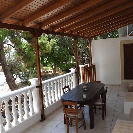 Traditional Villa Efterpi Chalki Town Екстер'єр фото